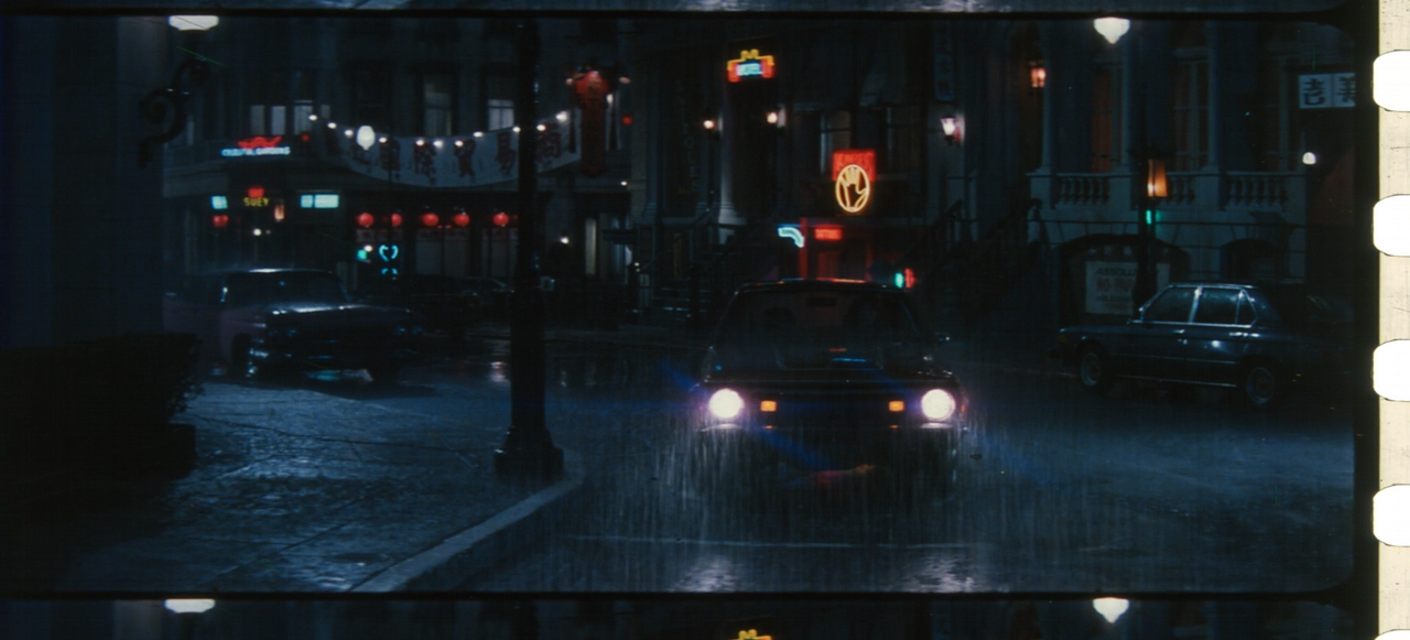 35mm Big Trouble R2.mkv_snapshot_[00_13_53.917]