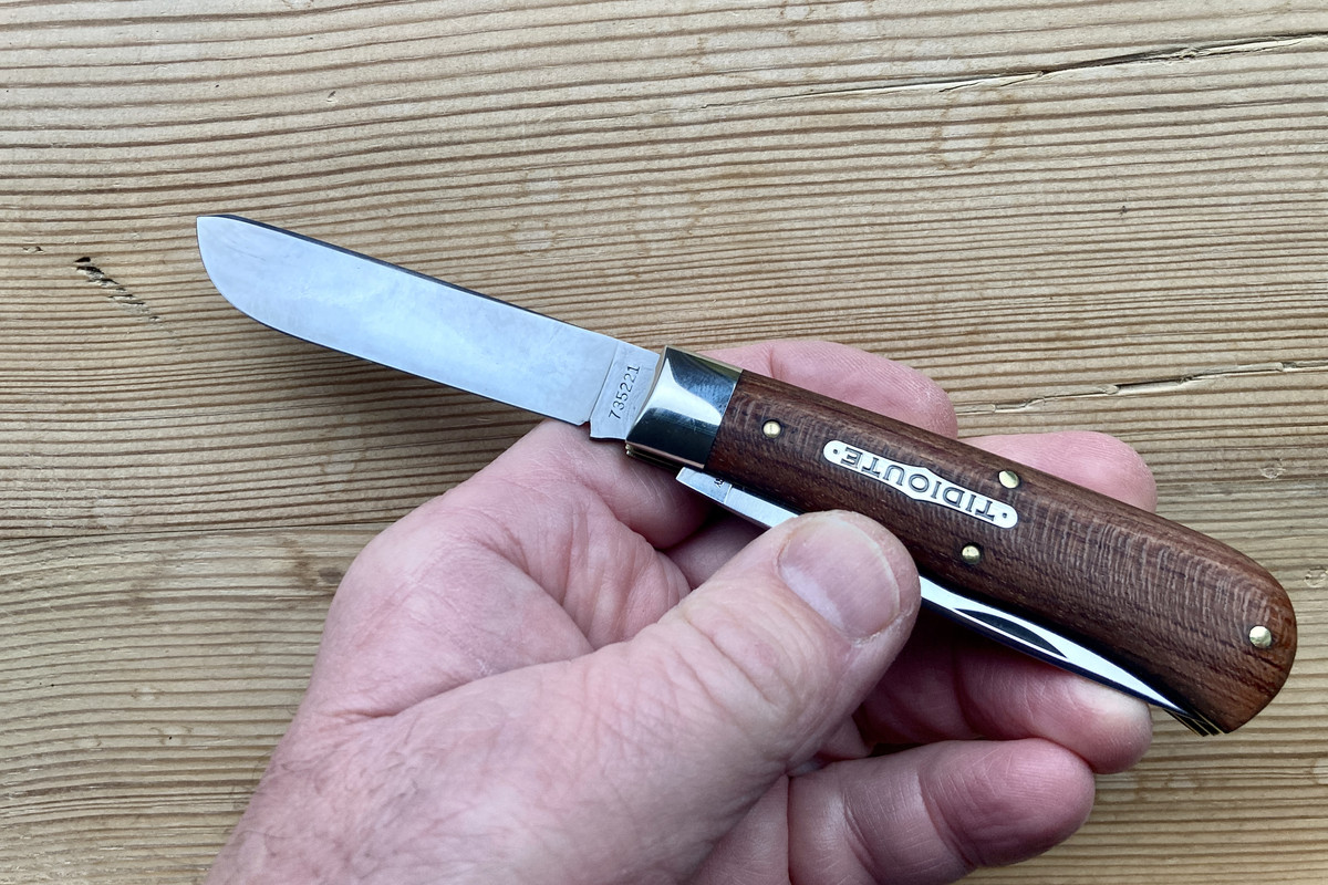 C8830998-F618-4E35-8407-736E971D4AA8