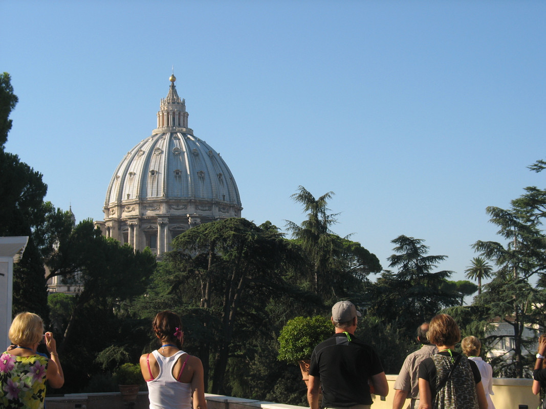 август - италия 206