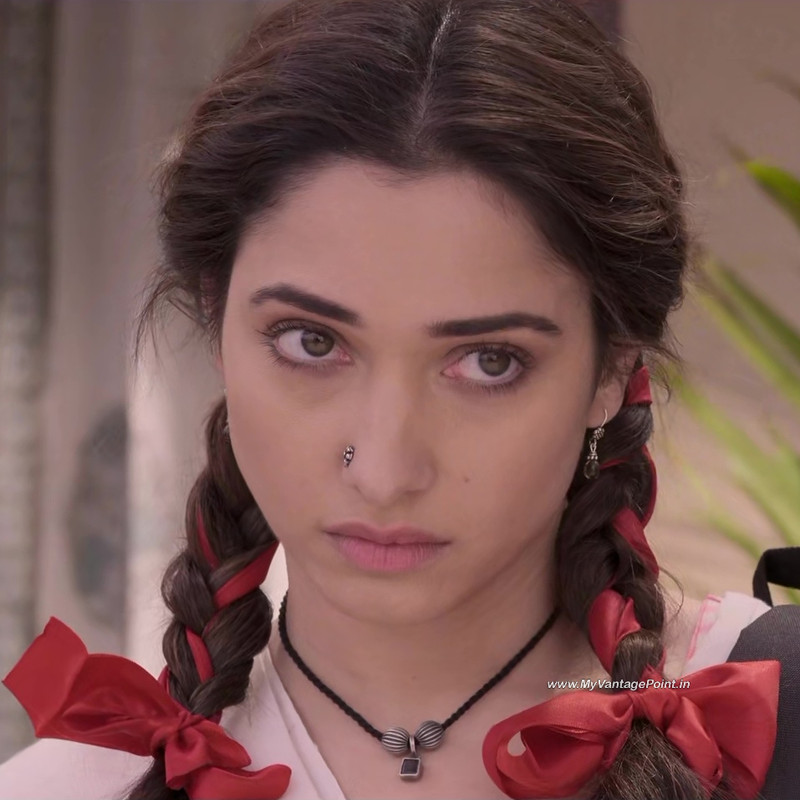 nose-ring-of-tamannaah-bhatia-in-babli-bouncer-2022