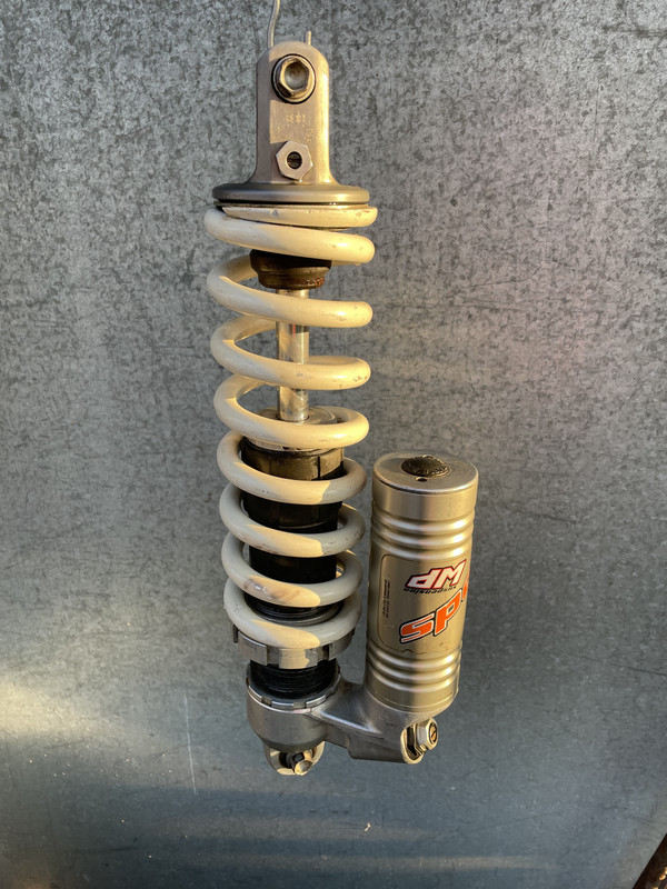 F544D6C5-EDE4-4BB1-9421-564527116ADB