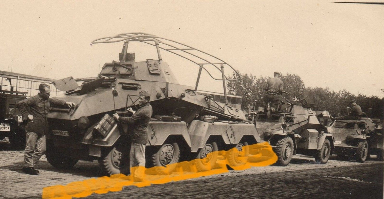photo Panzer tank Spw SdKfz 8Rad   4Rad ww2