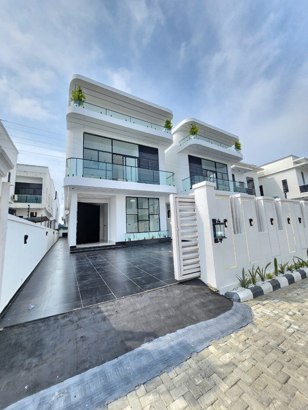 5 Bed Contemporary Duplex Orchid Road Lekki