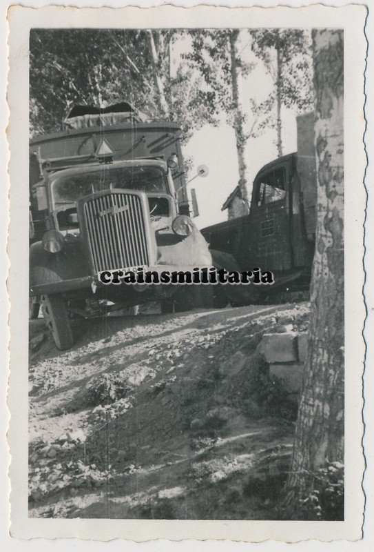 Orig. Foto Vormarsch Opel Blitz Funkwagen Lkw in Rumänien 1941