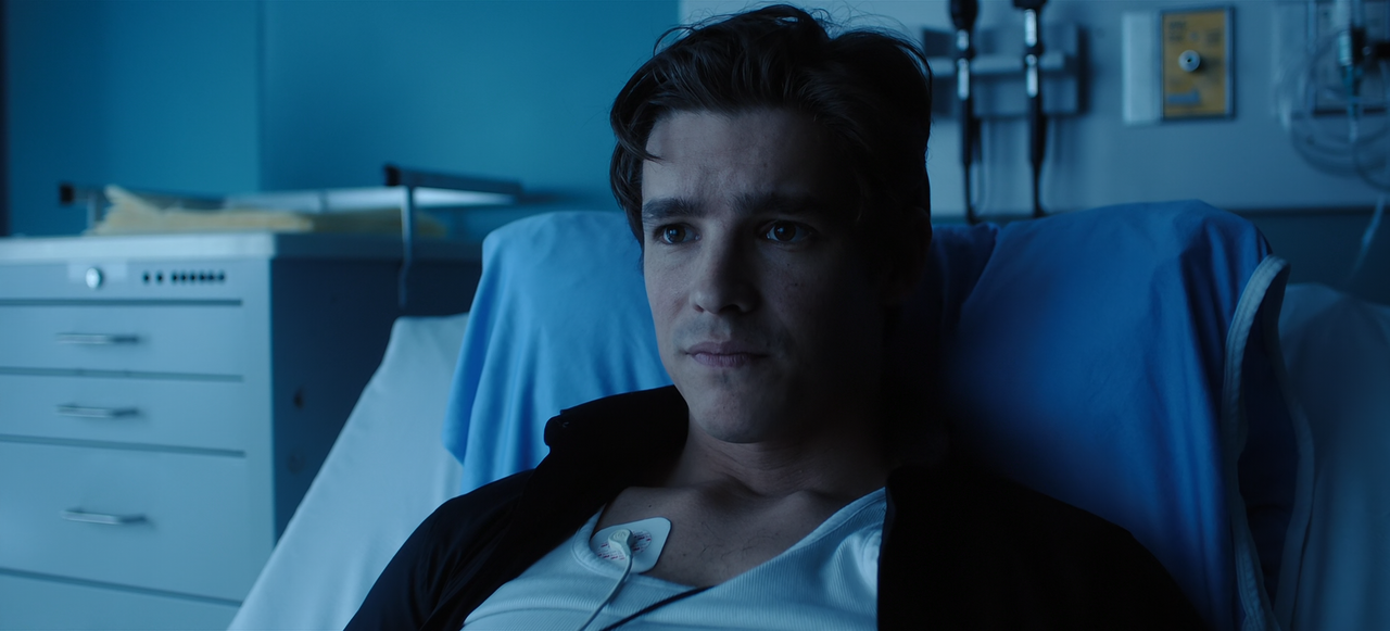 Titans.S03E08.Home.1080p.10bit.BluRay.AAC5.1.HEVC-Vyndros.mkv_snapshot_18.04_[2022.08.12_17.50.33]