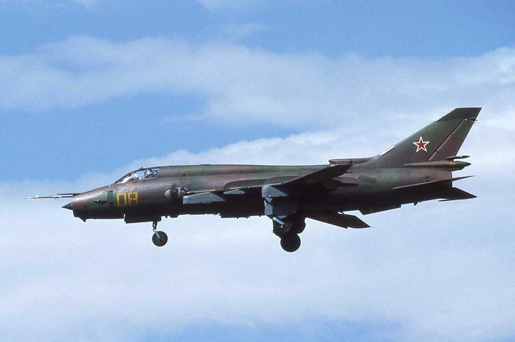20 GvAPIB Su-17M4 08 yellow_16103_1993