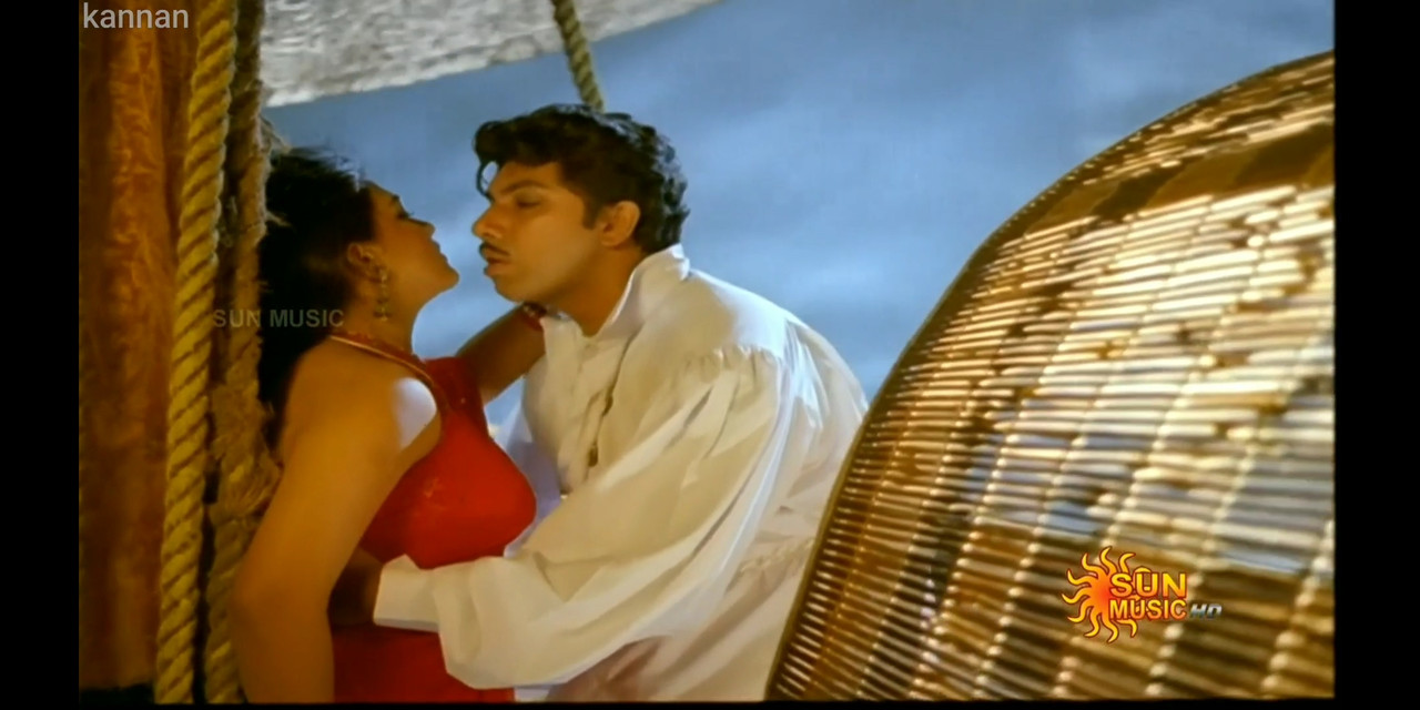 Screenshot_2021-08-19-21-48-52-835_com.mxtech.videoplayer.pro