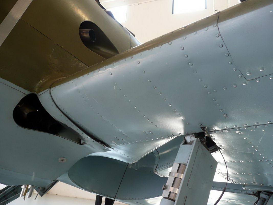 И-16 тип 24 шасси. Ил-28 модель 1 72. Шасси и 16. Шасси и 16. Шасси самолета и 16.