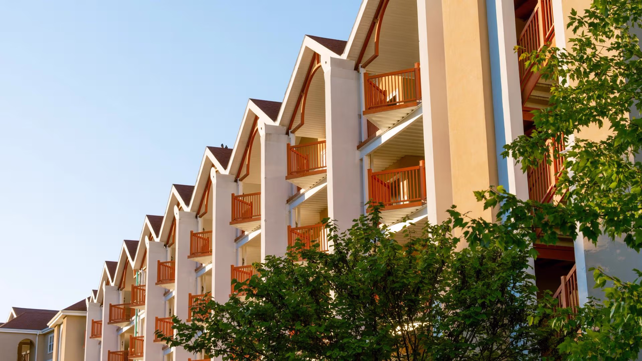 Grand Crowne Resort