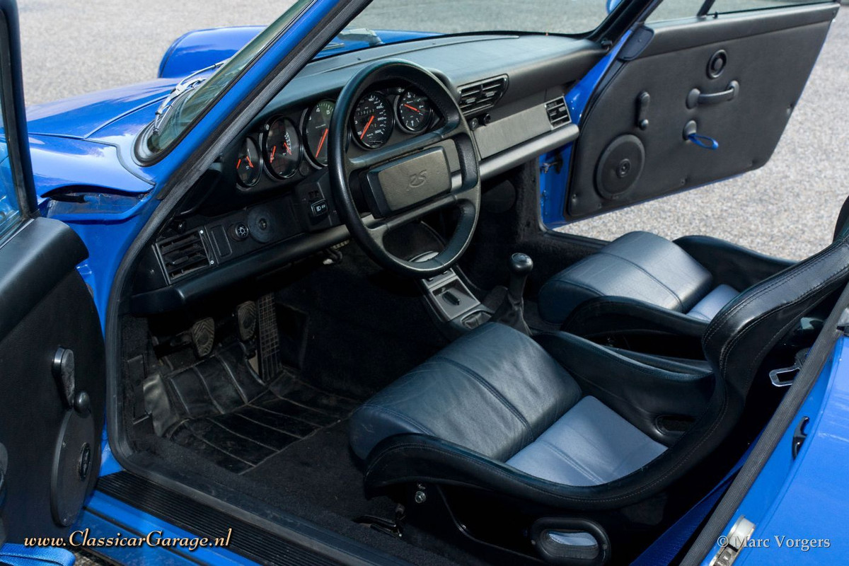 porsche-911-964-RS-interior.jpg