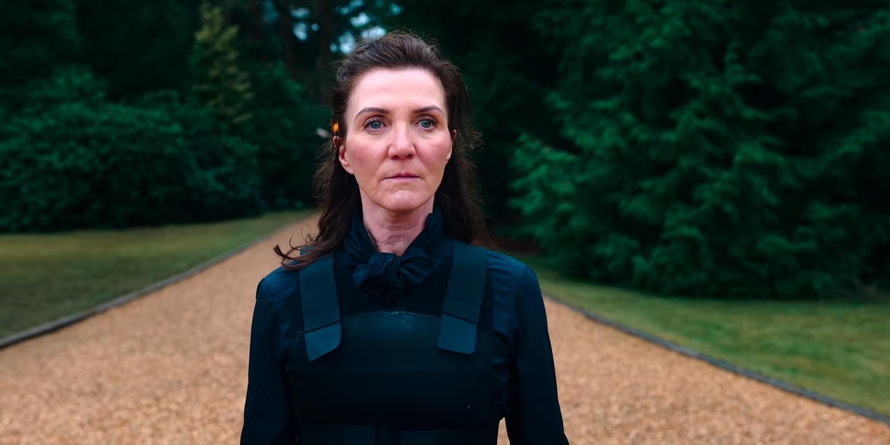 Gangs of London S03E04 Episode 4 1080p 10bit NOW WEB DL DDP5 1 HEVC Vyndros mkv snapshot 27 39 2026