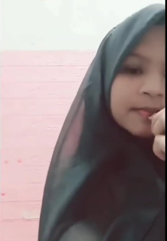 live jilbob transparan gak pake bh