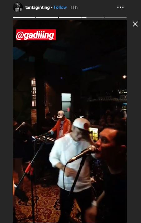 Gading Marten <a href='https://manado.tribunnews.com/tag/menangis' title='menangis'>menangis</a> saat nyanyikan pergilah kasih.