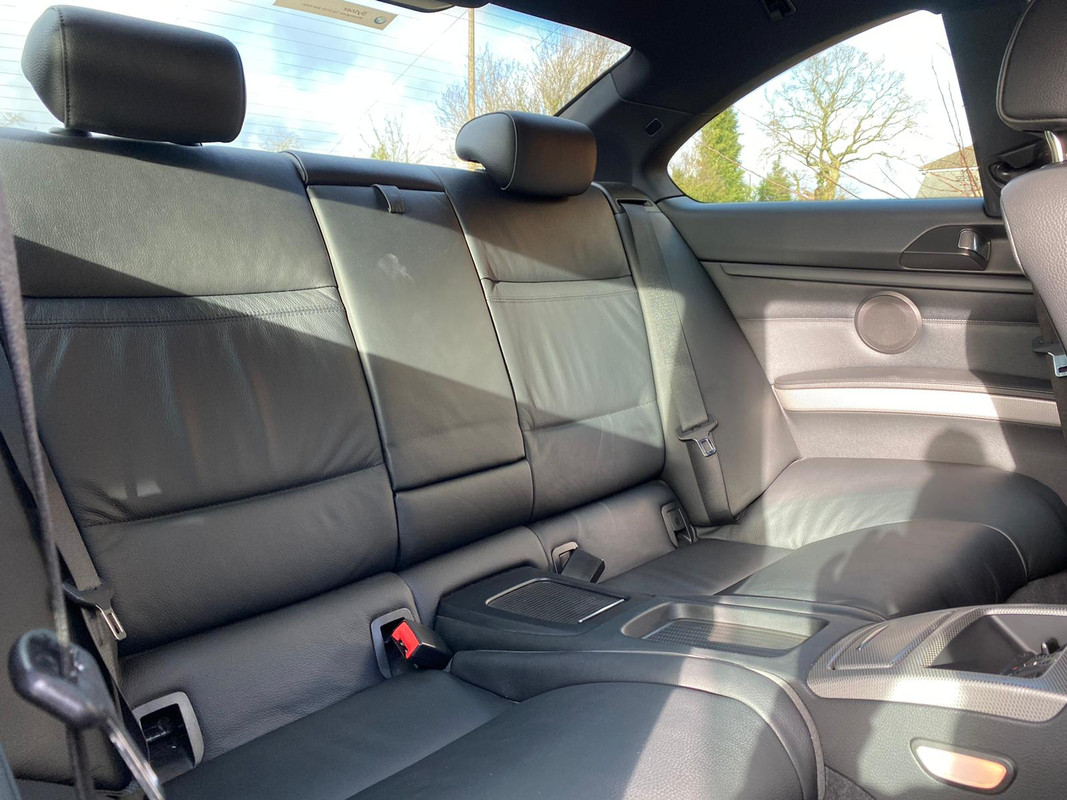 55DAC392-8091-494A-9902-BA062D7BD566