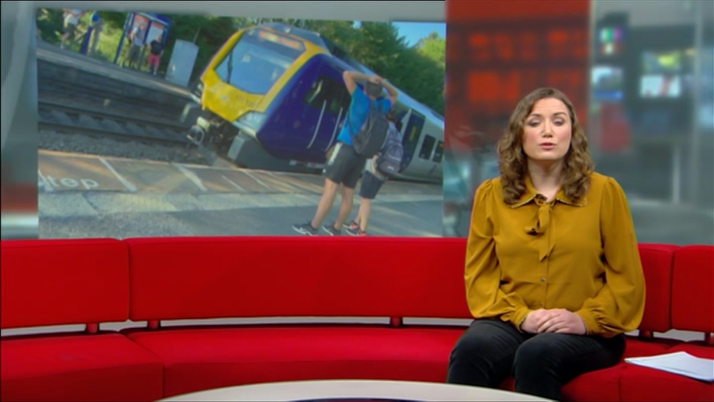 03.25 - 13.30.00 - BBC London News. The latest news, sport and weathe....ts_snapshot_08.04.918