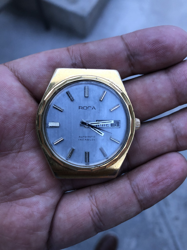 783466C4-7DB2-4B7F-8CCD-6CC336003912