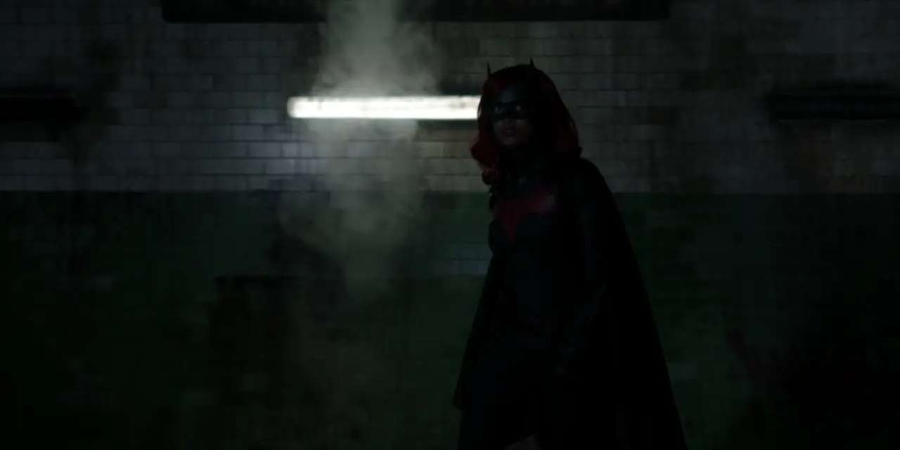 Batwoman.S02E01.Che.cosa.e.successo.a.Kate.Kane.1080p.BDMux.ITA.ENG.AC3.FLAC.x264-BlackBit[screensho