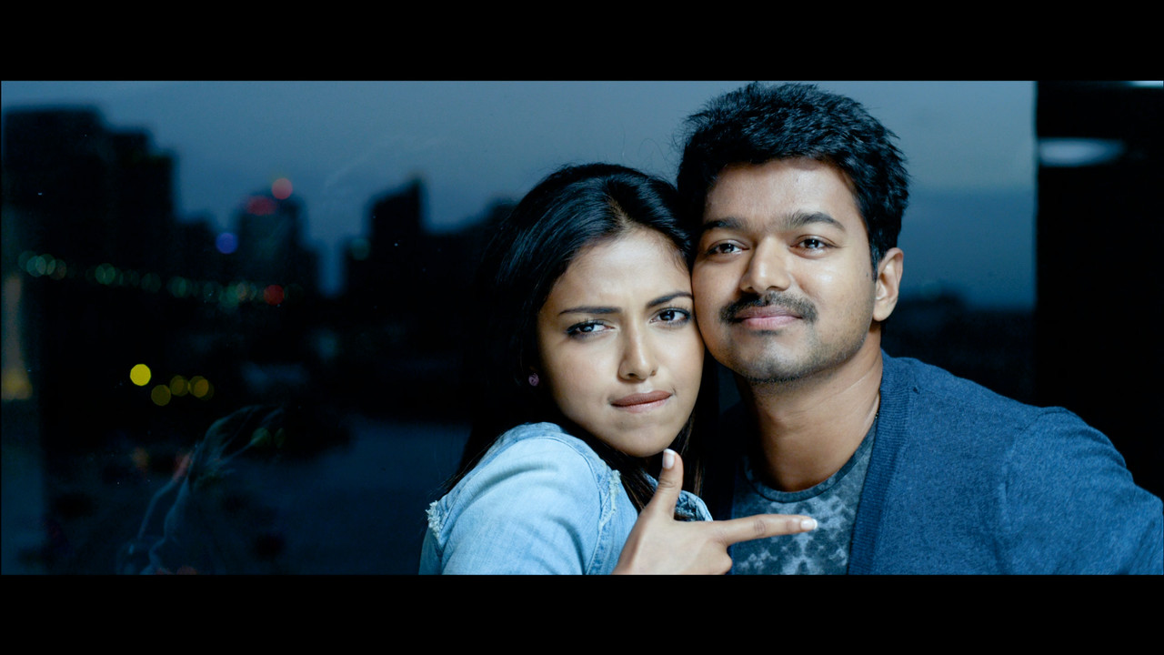 2013 - Thalaivaa - 03 - Vaanganna Vanakkanganna - BDRemux.00_00_42_00.Still035