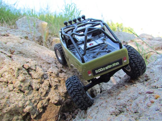 scx 24 rc car