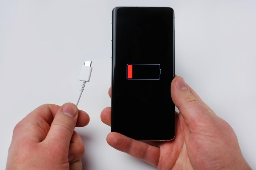 Батарея на телефоне не держит заряд