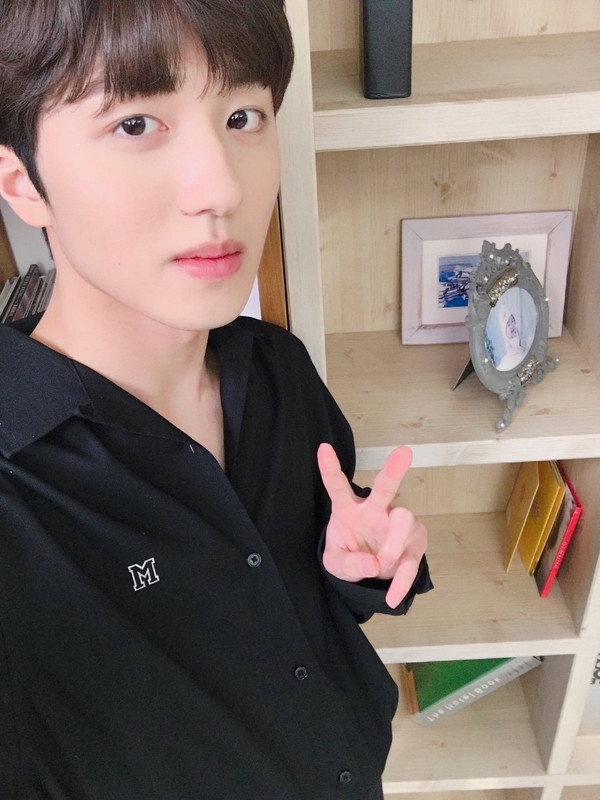 AADDC838-6667-418B-B03D-D4C21C9F8A25