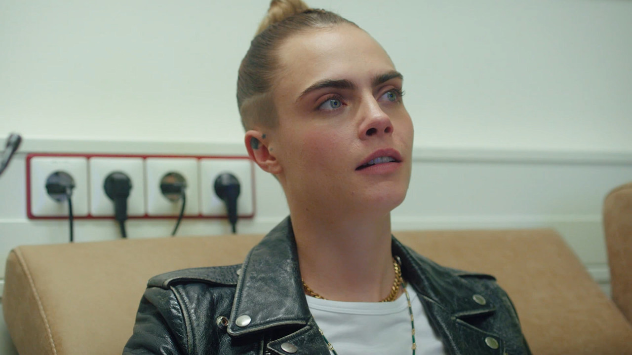Planet Sex with Cara Delevingne_20230130_23250010.ts_snapshot_21.32.720
