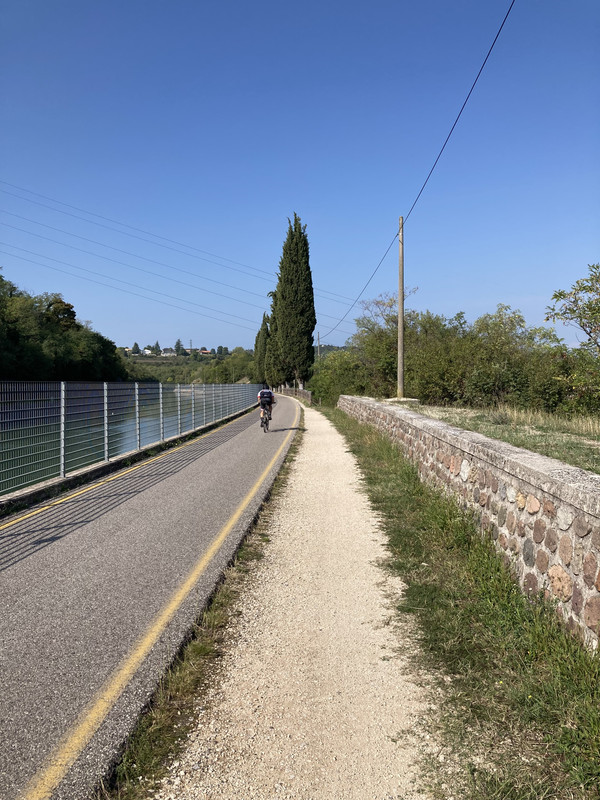 C95E9D2C-33FE-45BF-9459-C5C2574659B3