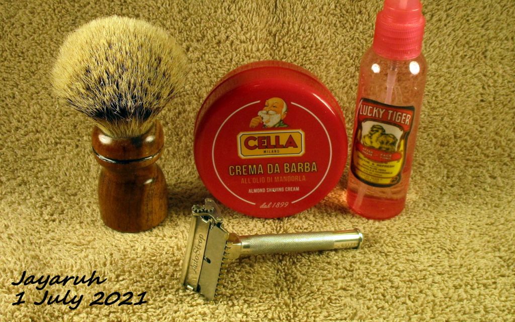 [Image: sos210701.jpg]