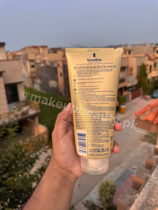 Vaseline Gluta-Hya Flawless Glow Serum Burst UV Lotion 300 ML. - image 3