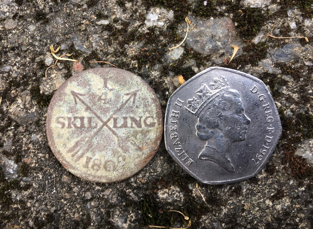 1ABDB040-1A83-4E0F-9753-0A07D58F8D37