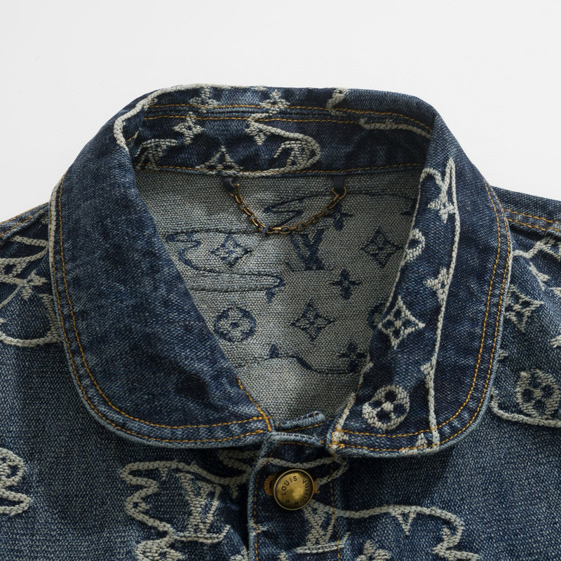 2025-10-18-23-33-IMG-8513