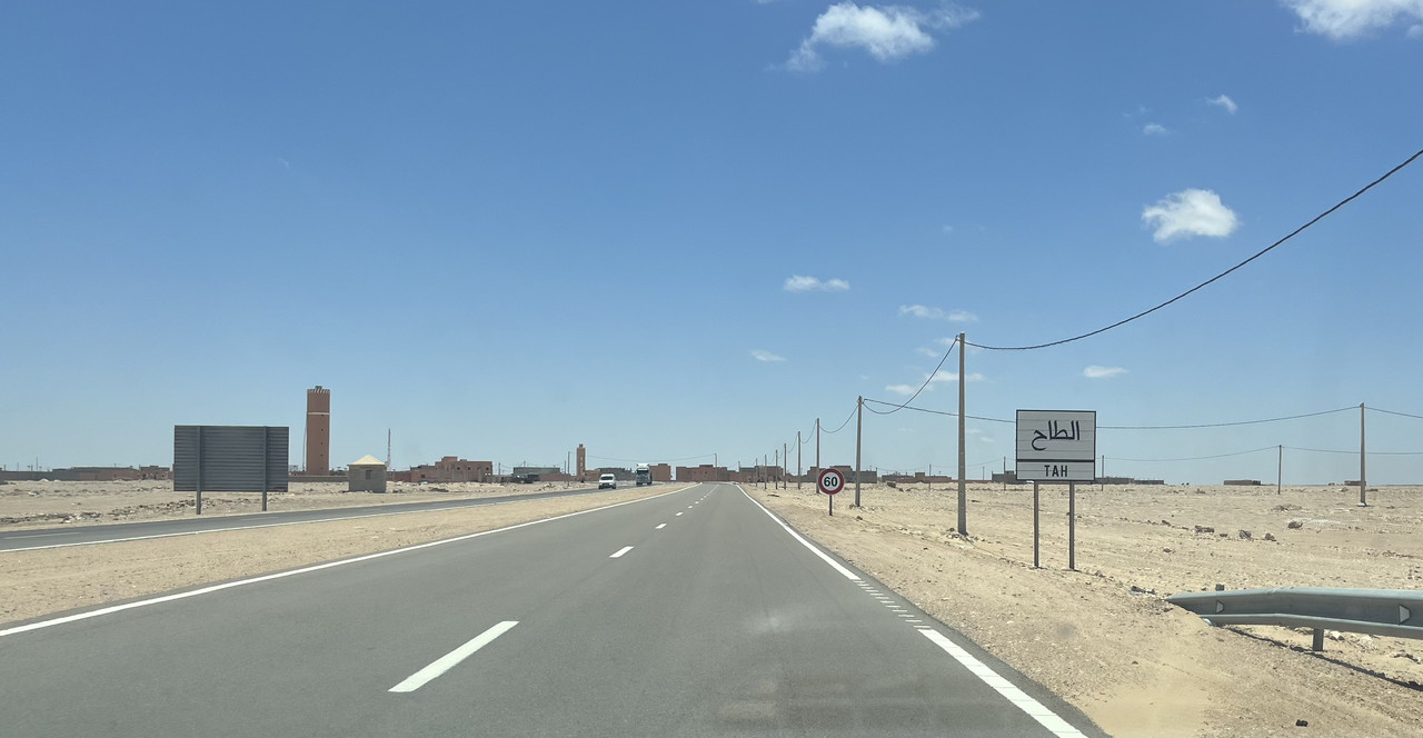 El Sahara Occidental - Blogs de Marruecos - Carreteras, Gendarmería y Estaciones de Servicio (13)