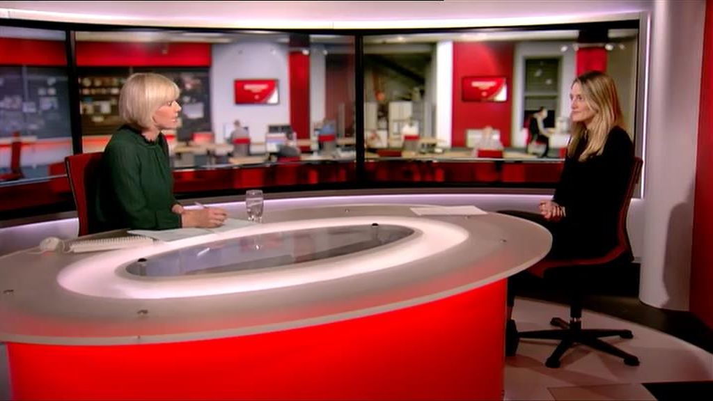 Charlotte Wright 241121 005