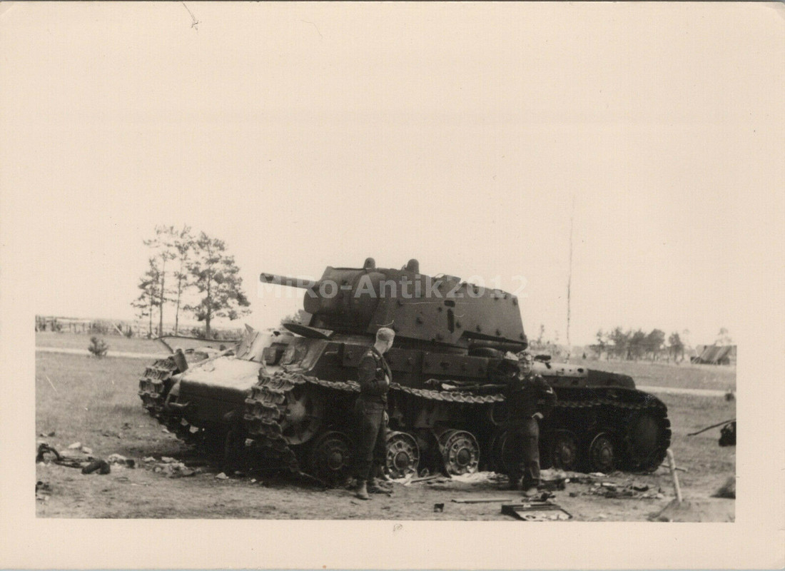 !sowjetischer KW I Panzer verstärkt