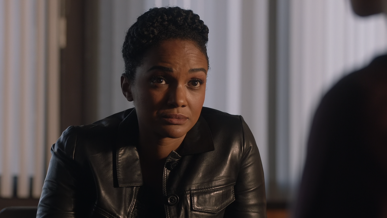 The.Rookie.S05E17.The.Enemy.Within.1080p.10bit.AMZN.WEB-DL.DDP5.1.HEVC-Vyndros.mkv_snapshot_15.50_[2