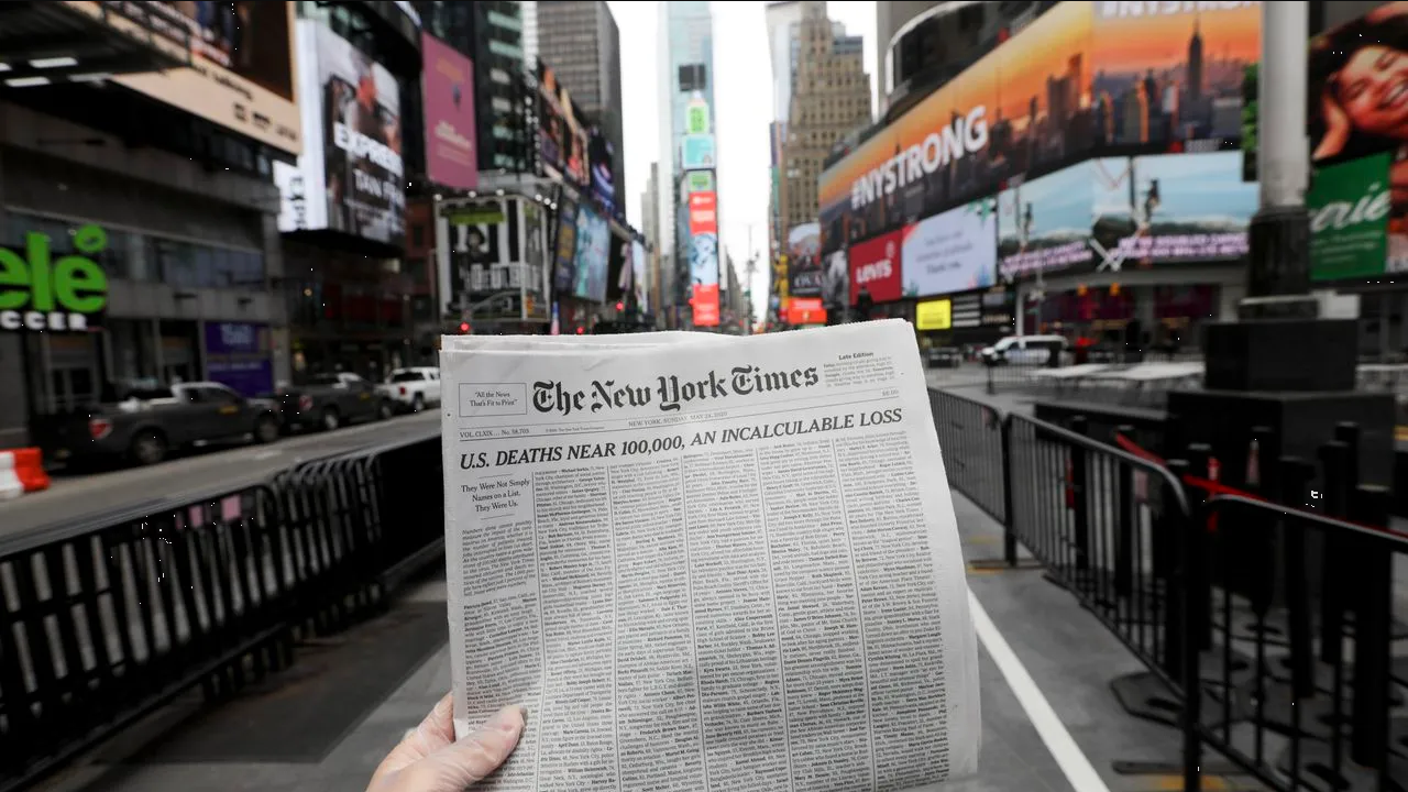 Más de mil periodistas del New York Times entran en huelga; piden salarios justos
