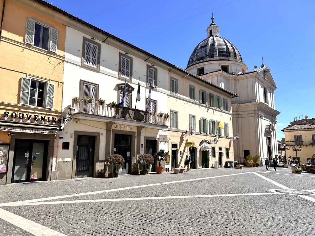 Жаркий сентябрь на побережье Тирренского моря.
