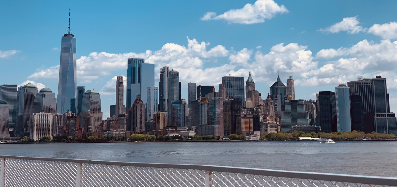 2A8CF92D-FFE5-4E55-A75E-5E9D33A35A1E