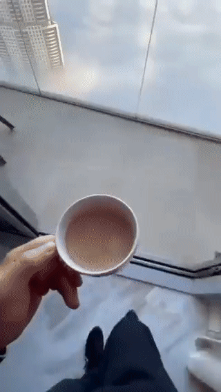 https://i.postimg.cc/nhhp8RPS/ezgif-1-ea4c35a34cda.gif