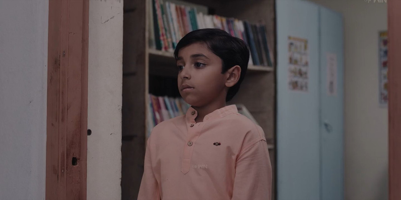Anaganaga 2025 WebRip [Hindi + Tamil + Telugu + Malayalam + Kannada] 480p 720p 1080p ESub Screenshot