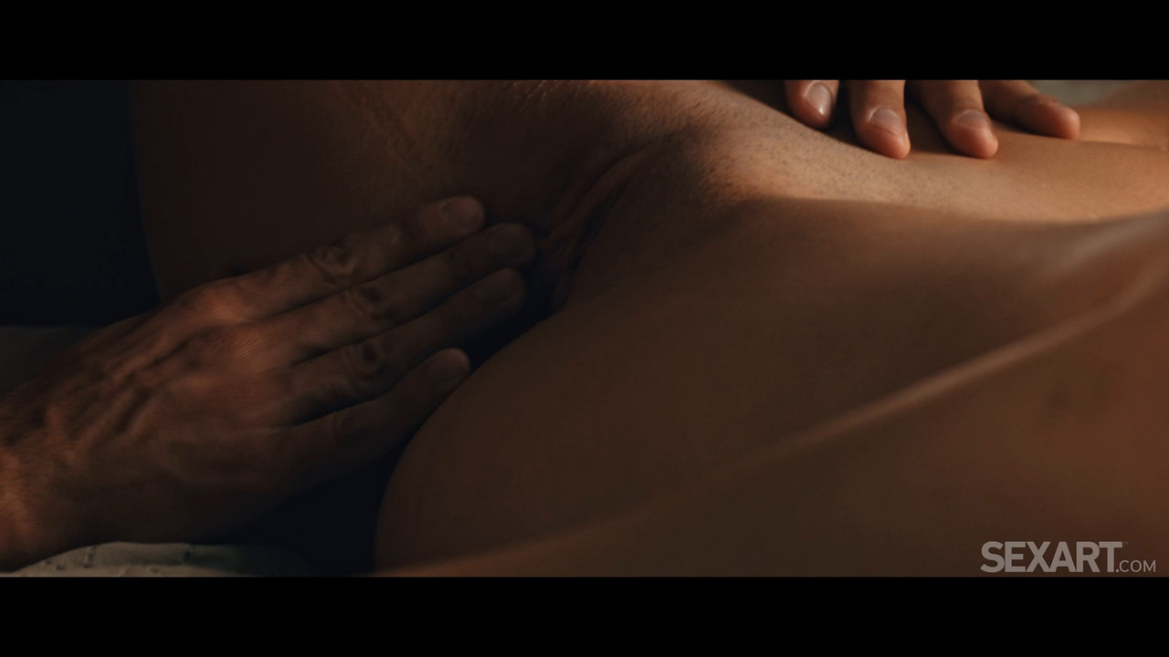 Ambar Lapiedra - First Touch - SEXART.mp4.0010