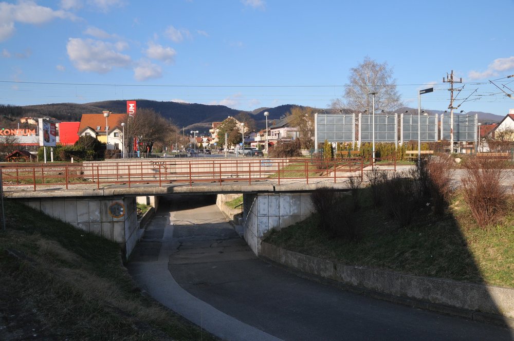 Zagrebačke pruge - Page 2 ZP1-314a-Podvo-njak-Dubravica-402-041