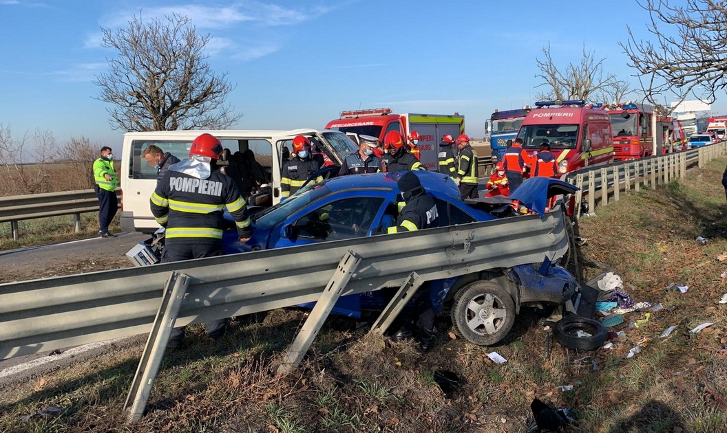 [Imagine: accident-oradea-nojorid-11112021-1.jpg]