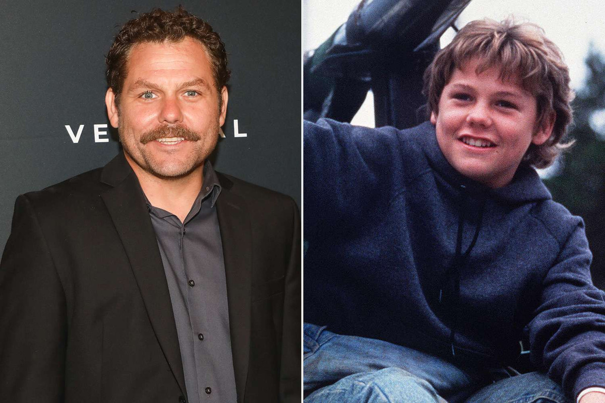 Free Willy (1993) full movies