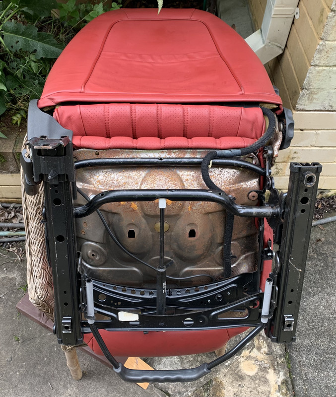 0FD657F4-2C44-4A90-A9C0-9ADA1595A5E7