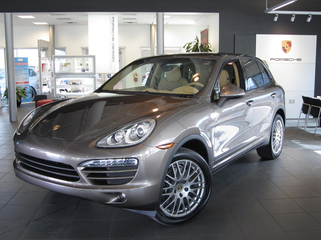 luxor brown metallic