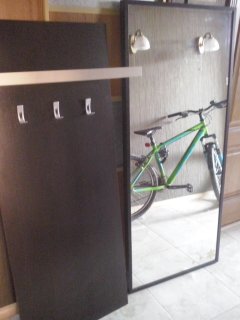 вешалка и зеркало 047