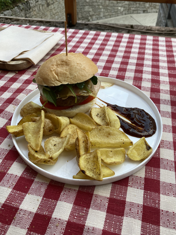 962ADE40-679F-4A0E-9973-913E03E02D24