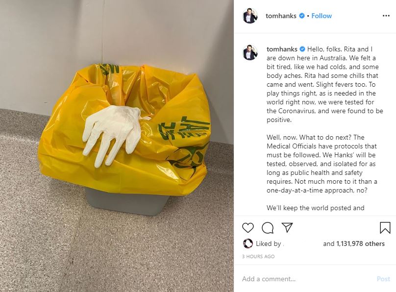 Tom Hanks mengalami beberapa gejala virus corona, DI antaranya adalah demam ringan, pilek, dan beberapa bagian tubuh dirasa sakit.