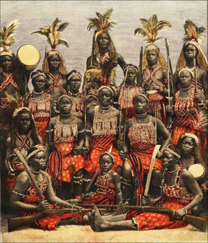 Military-D-AMAZONS-Amazones-guerriers-et-feticheurs-dahomeens-du-Jardin-Dacclimatation-768x894